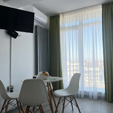 Apartment Mihnea By Alz Navodari